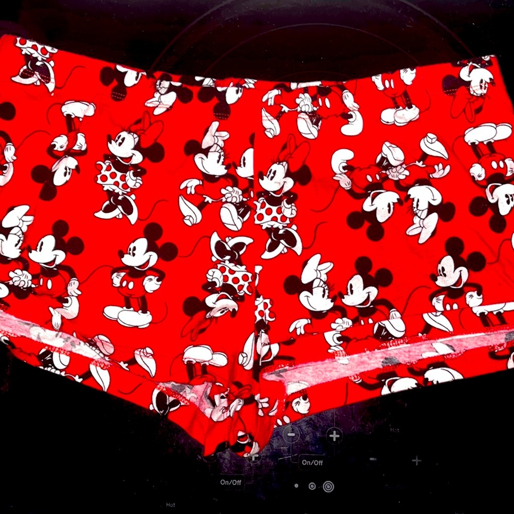 Disney Mickey and Minnie Red Shorts size Medium
